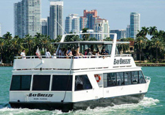 Island Queen cruising pass Jungle Island